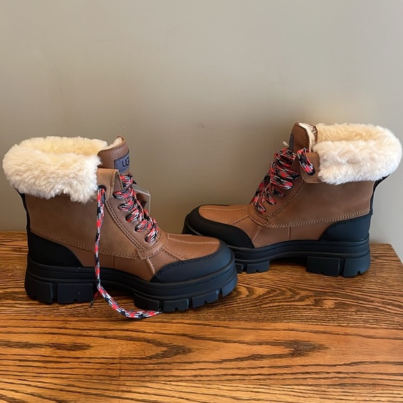 ‼️SOLD‼️ Ashton Addie Ugg winter boots - Picture 11 of 13